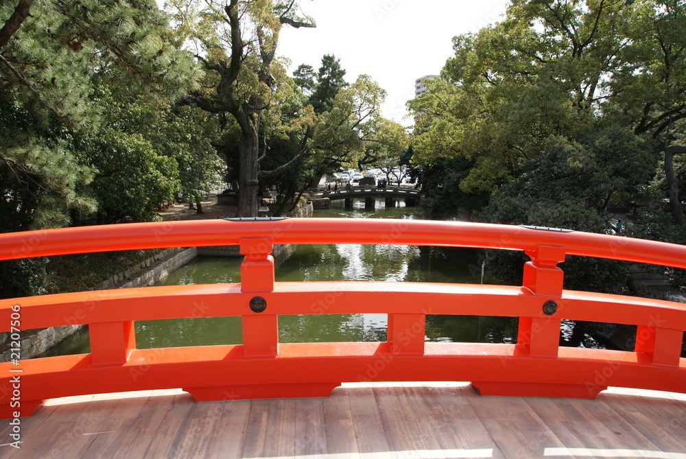 Fototapeta premium bridge in japanese garden