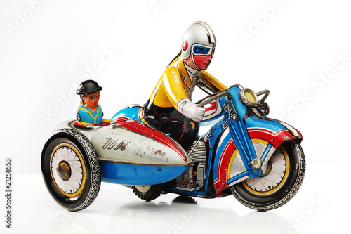 retro tin toy racer