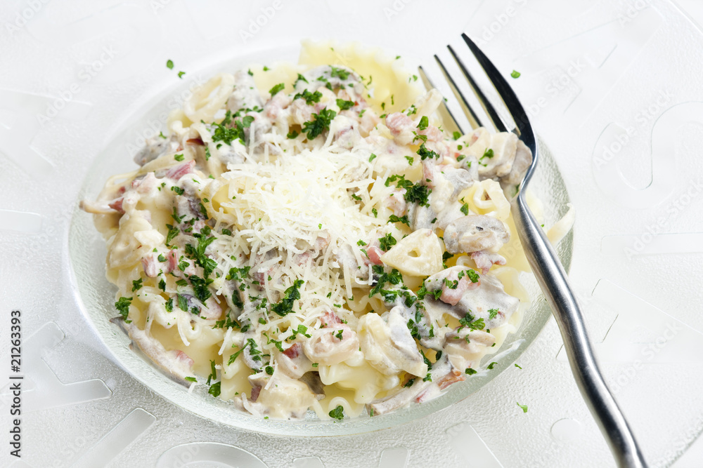 pasta with ham and champignons on white wine pasta with ham and champignons on white wine