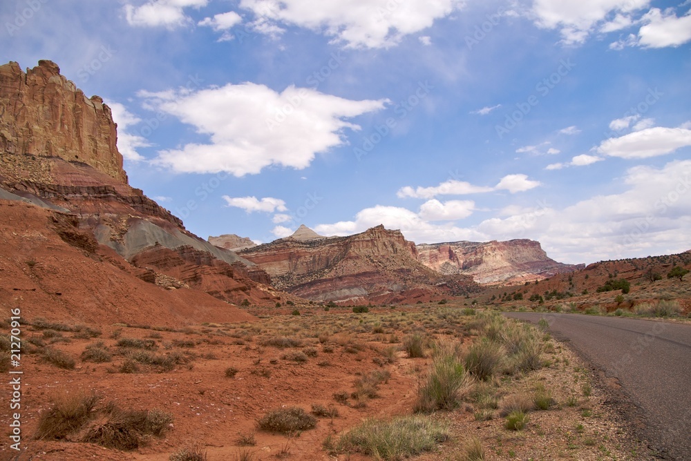 Scenic drive past the reefs of Capitol Reef National Park