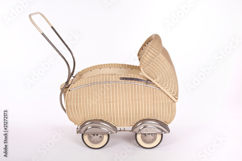 Foto alter Kinderwagen