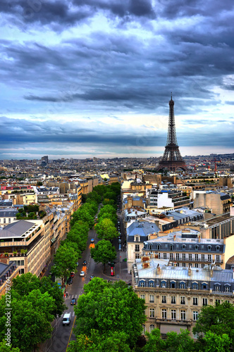 HDR view on Paris © sebikuscz