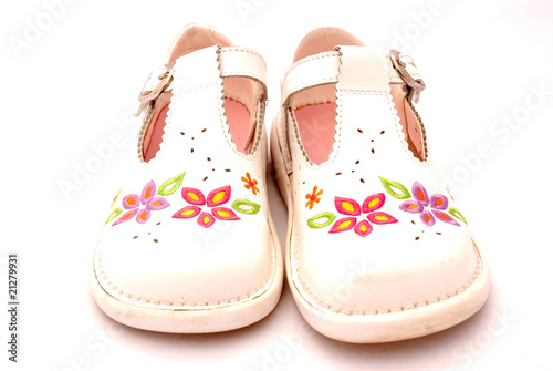 Little girl's white shoes