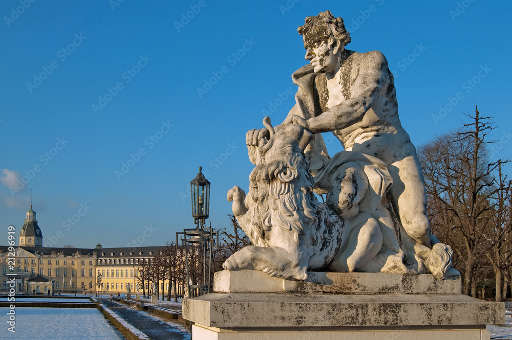 Obraz premium Statue Schloss Karlsruhe