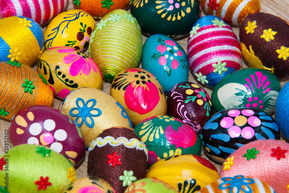 Lots of easter eggs Lots of easter eggs