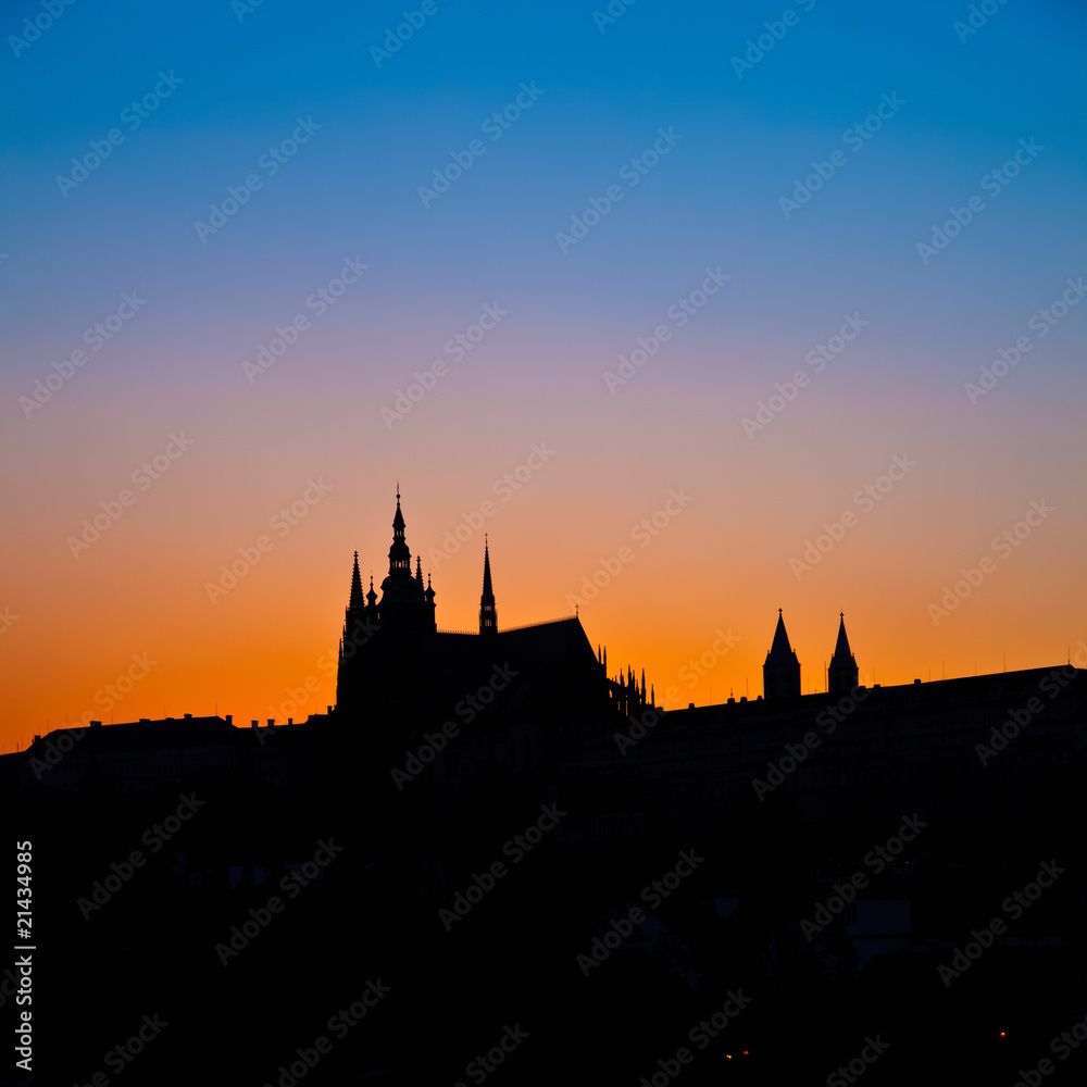 Naklejka premium Prague Castle at night