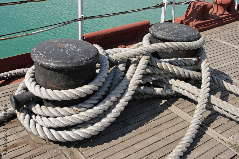 Fototapeta premium Sea knot on a ship deck