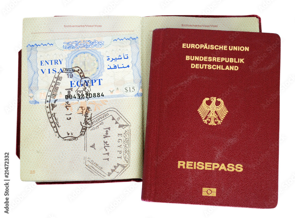Fototapeta premium german passport with egypt visa