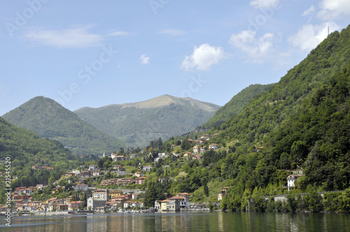 Fotomural Argegno on Lake Como