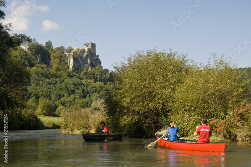 Kanus unterhalb Burg Neideck photo