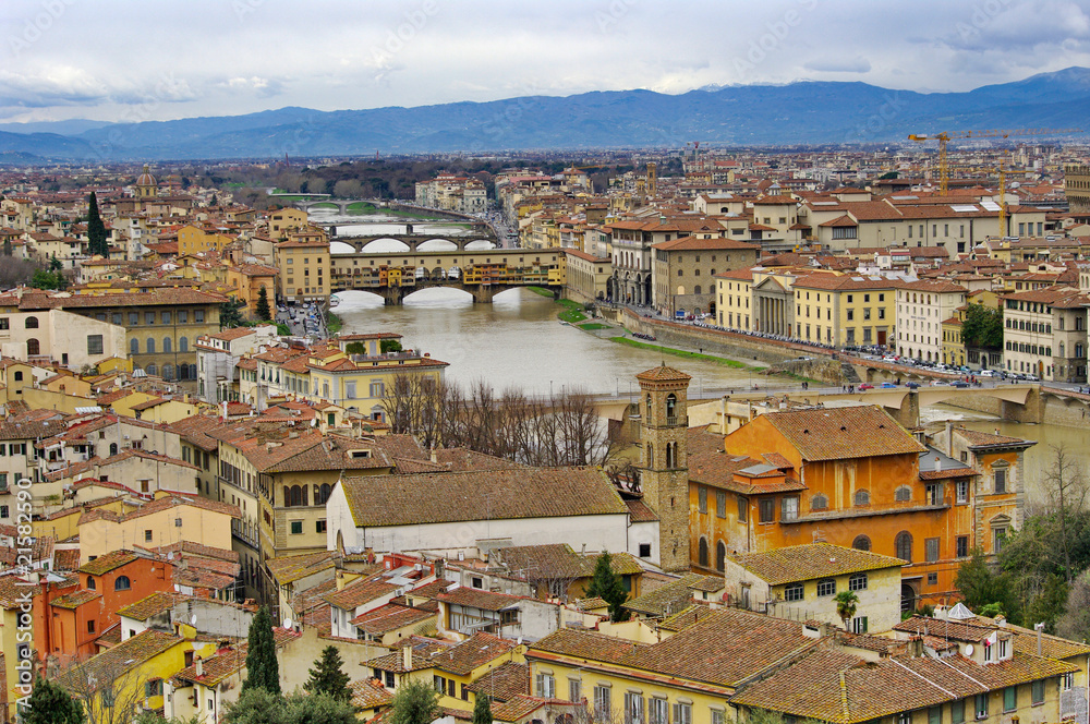 Beautiful view of Flornce, Arno River and famous Ponte Vecchio.