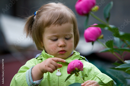 girl and flower