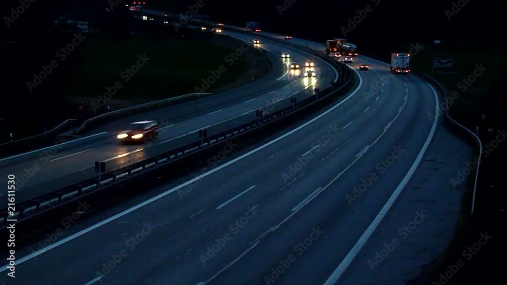 Autobahn Abends - Video - Motorway at the Evening Autobahn Abends - Video - Motorway at the Evening