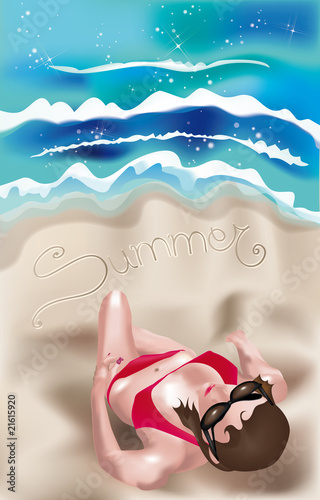 ragazza sdraiata sulla spiaggia con scritta Summer