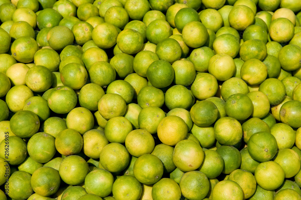 Freshly grown lemon produce at a local fruit market Freshly grown lemon produce at a local fruit market