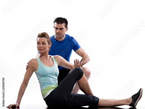 couple on Abdominals rotation workout posture