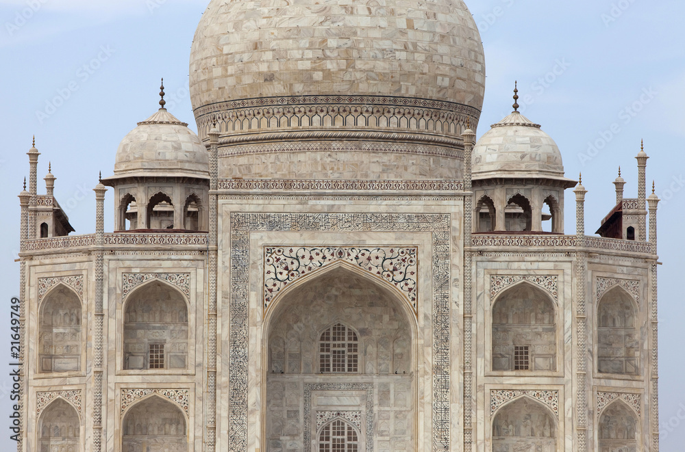 Nahaufnahme vom Taj Mahal Mausoleum in Agra, Indien