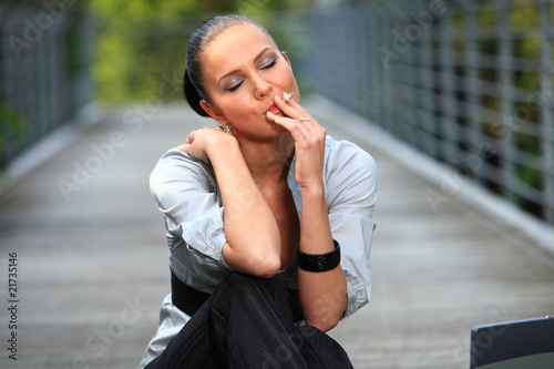Rauchende Frau - smoking woman