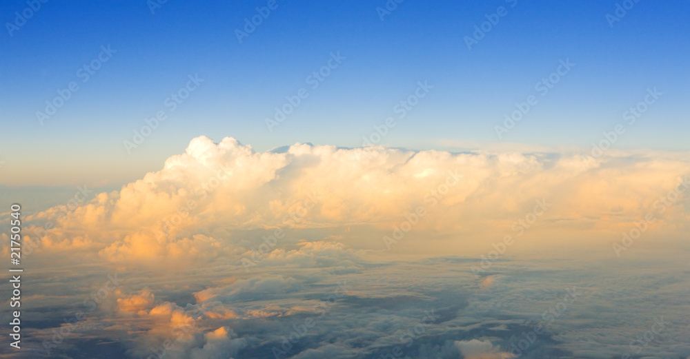 Fototapeta chmury - widok z samolotu