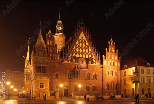 Wrocławski ratusz nocą 4