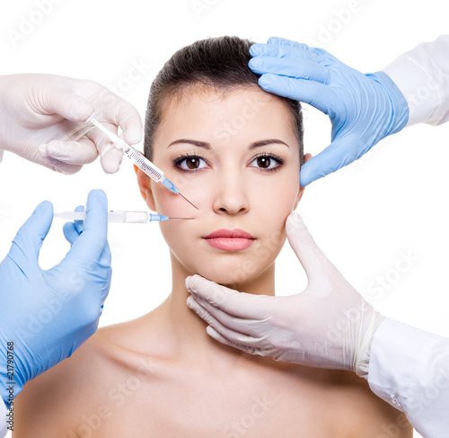 Facial cosmetic treatment with syringes
