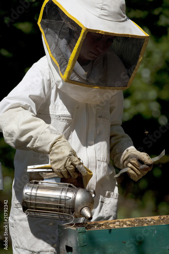 BEEKEEPER