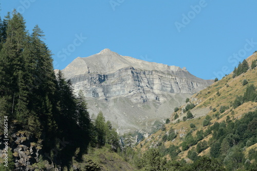 Massif du Tourond,Hautes-Alpes photo