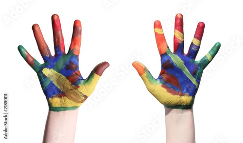 mains acr-en-ciel