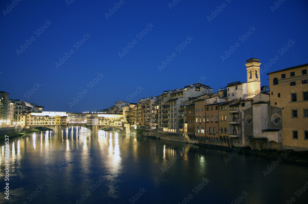 Florencia, Ponte Vecchio al anochecer
