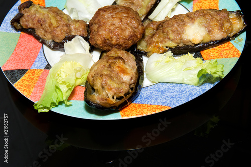 melanzane ripiene di carne photo