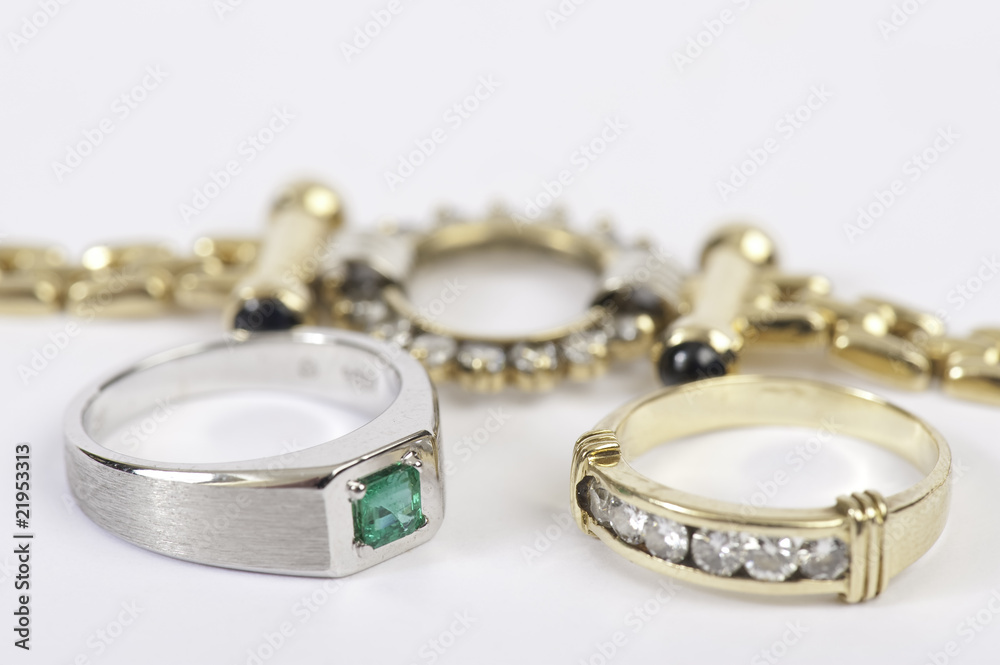 Ringe und Kette Ringe und Kette