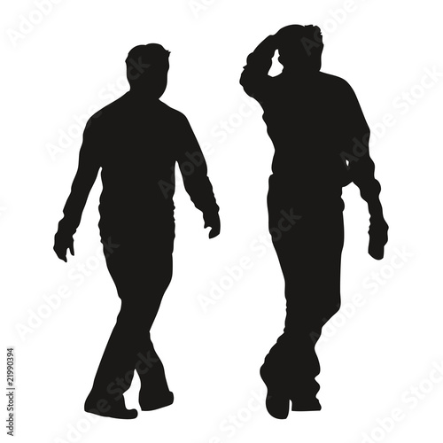 Silhouettes de promeneurs