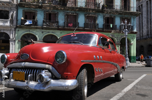 Cuba in rot photo