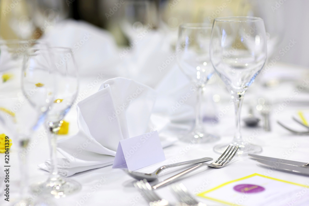 Fototapeta premium Empty place cards on the festive table