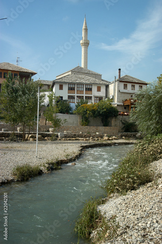 Mostar fiume Neretva - Bosnia e Erzegovina photo