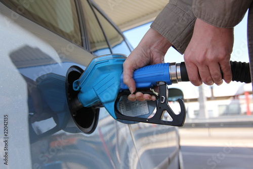 An Tankstelle tanken