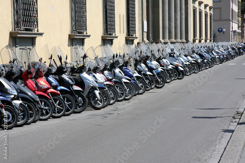 ciclomotores en la calle