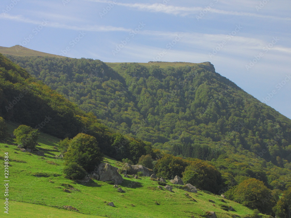 Fototapeta premium Parc Naturel des Volcans, Massif central ; Mont Dore