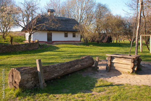 старый украиныский дом