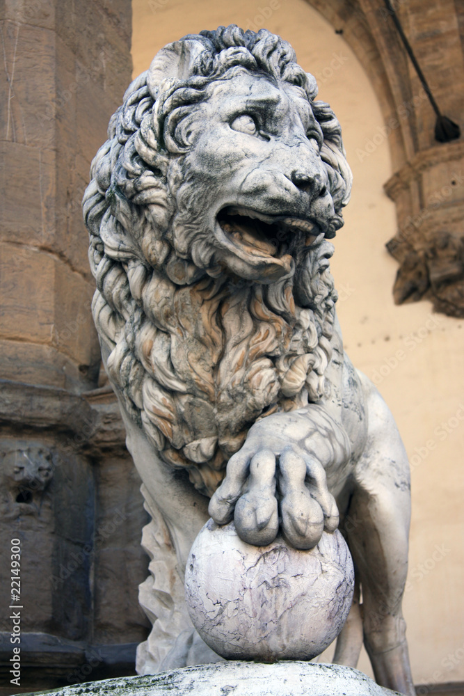 Estatua de un León