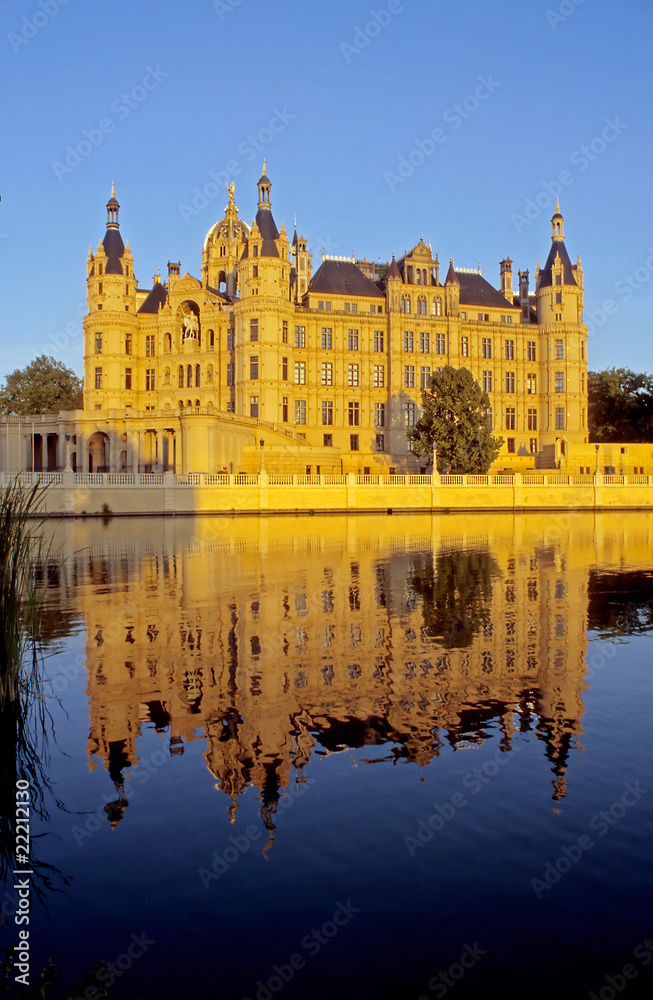 Schwerin Castle in the evening