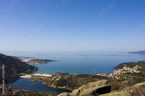 paisaje de la costa de galicia, coruña, ezaro