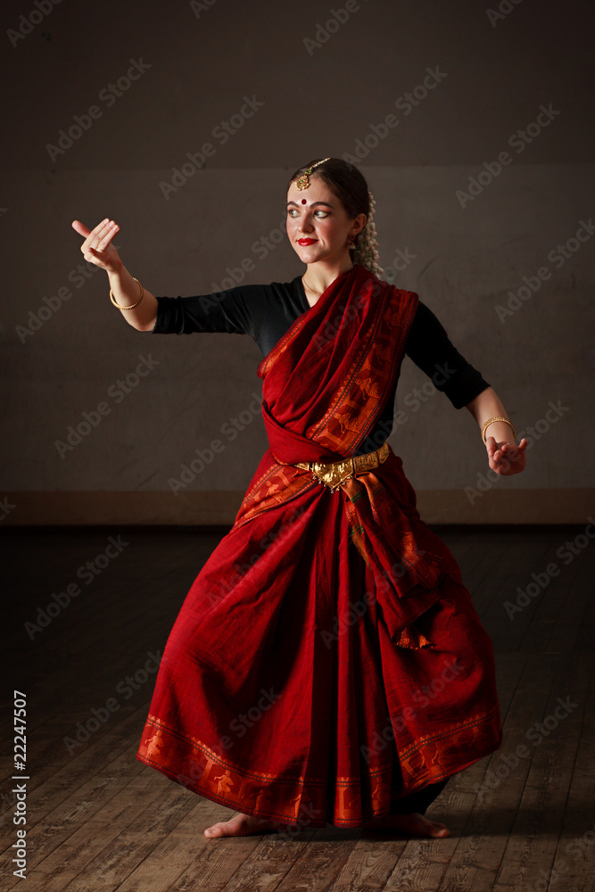 Naklejka premium Exponent of Bharat Natyam dance