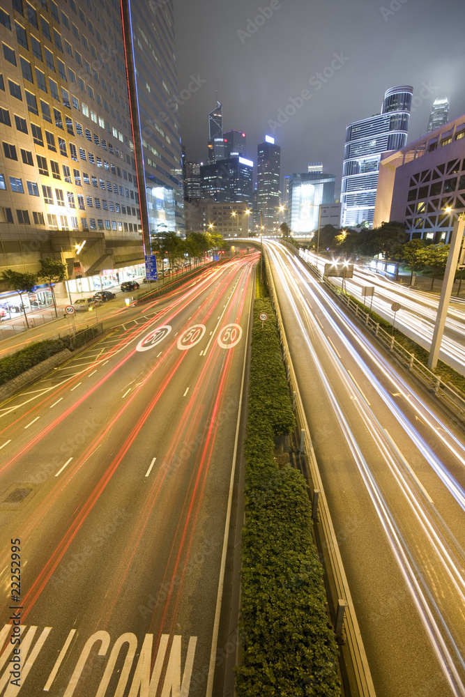 Fototapeta premium busy traffic night in hong kong