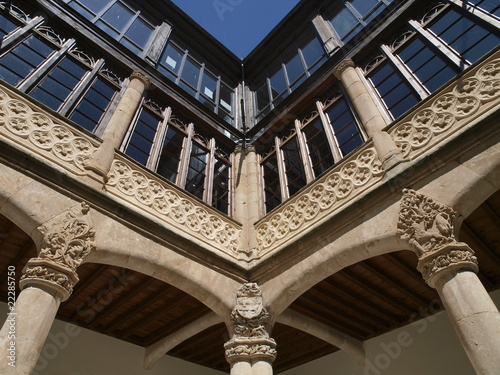 Patio del Palacio de los Condes de Requena en Toro (Zamora)