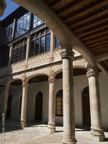 Patio del Palacio de los Condes de Requena en Toro  Zamora 