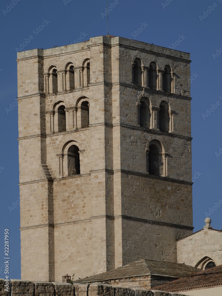 Torre románica de la catedral de Zamora