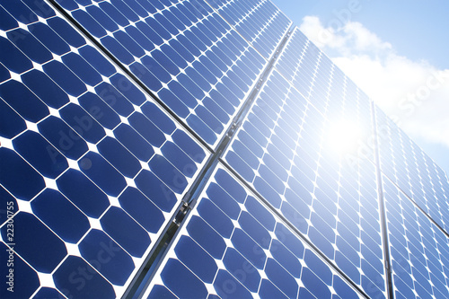 Sonne auf dem Solarpanel