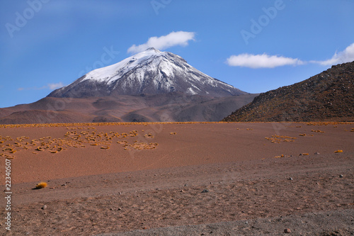 Vulkanlandschaft im Altiplano  Atacama  Chile