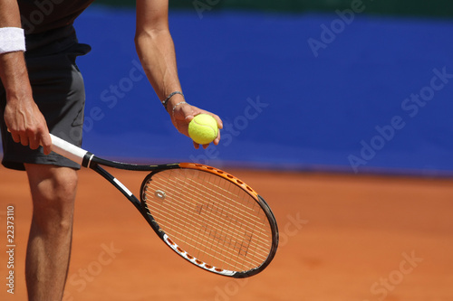 Tenis. Saque © Maxisport